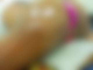 Live cam show with Daffne - Full Nudity on Camsoda
