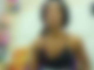 Live cam show with Daffne - Ass Clapping on milfzrlive.com