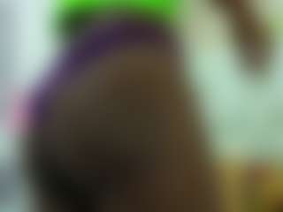 Live cam show with Daffne - Thin on TeamSkeetLive