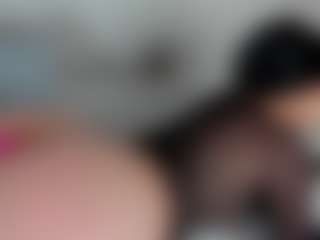 Live cam show with Emmaazc - Latina on Instabang | colombia