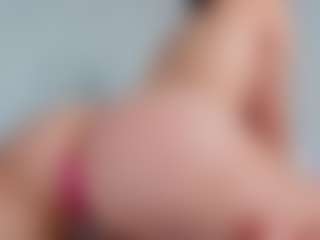 Emmaazc's Live Sex Cam Show