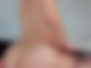Live cam show with Emmaazc - Twerk on eurowanks.com