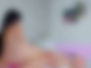 Live cam show with Emmaazc - Control on Camsoda