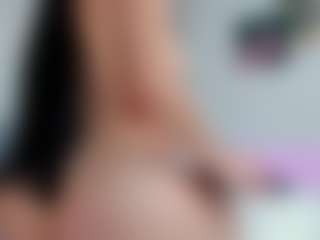 Live cam show with Emmaazc - Teen (18+) on Camsoda | colombia