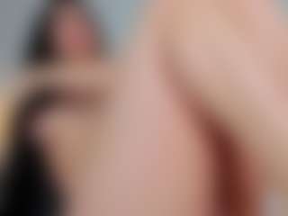 Live cam show with Emmaazc - Colombia on fuklive.com