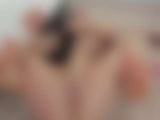 Emmaazc's Live Sex Cam Show