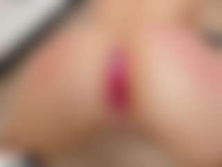 Emmaazc's Live Sex Cam Show