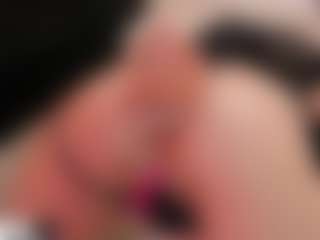 Live cam show with Emmaazc - Asian Squirt on Milfs Live