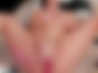 Emmaazc's Live Sex Cam Show