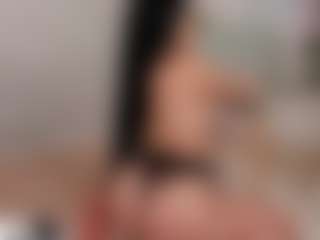 Emmaazc's Live Sex Cam Show