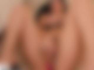 Live cam show with Emmaazc - Big Ass Teen (18+) on 1on1-livenow