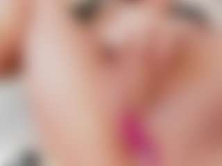 Emmaazc's Live Sex Cam Show