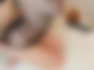 Emmaazc's Live Sex Cam Show