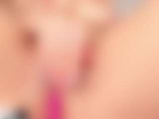 Emmaazc's Live Sex Cam Show