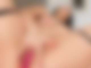 Emmaazc's Live Sex Cam Show