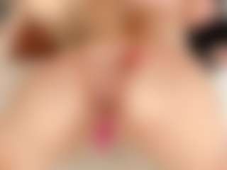 Emmaazc's Live Sex Cam Show