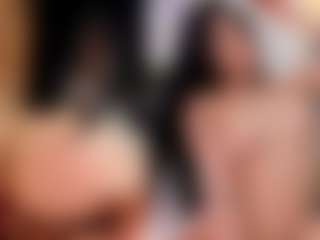 Emmaazc's Live Sex Cam Show