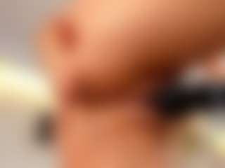 Live cam show with Emmaazc - Asian Big Tits on Dare Cams