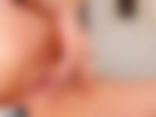 Emmaazc's Live Sex Cam Show