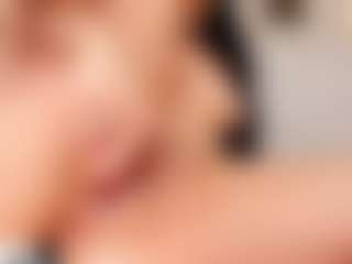 Live-camshow met Emmaazc - Gamer Asian op Camsoda