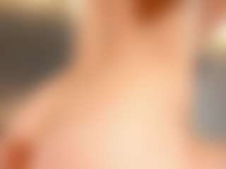 Live cam show with Emmaazc - Athletic Teen (18+) on SpunkLive