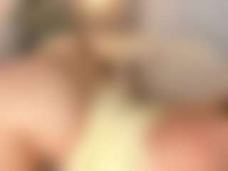 Live cam show with Emmaazc - Asshole Asian on nudelive.tv