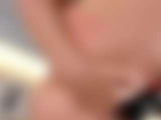 Show de câmera ao vivo com Emmaazc - Butt Plug no Camsoda
