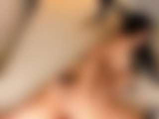 Emmaazc's Live Sex Cam Show