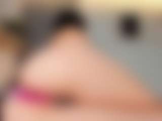 Emmaazc's Live Sex Cam Show
