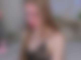 Live cam show with Joann - Ass Clapping on chickslive.net