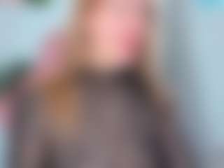 Live cam show with Joann - Camel Toe on Uber Horny