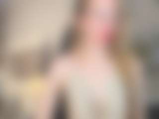 Live cam show with Joann - Solo on Camsoda