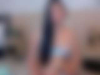 Live cam show with SamantaaGomez - Camel Toe on Camsoda