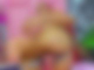 Live cam show with Brithany - Thin on intimatelivegirls.com