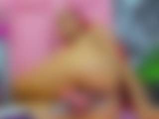 Live cam show with Brithany - Thin on Strip Flash - Live Sex Shows