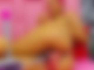 Live cam show with Brithany - Thin on studioflirtlive.com