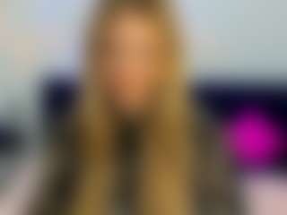 EvelineAmore's Live Sex Cam Show