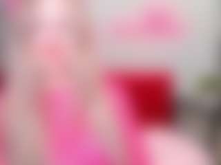 Live cam show with EvelineAmore - Shaved on Camiplay Live