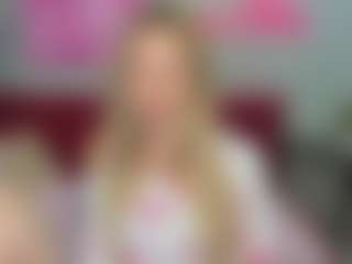 EvelineAmore's Live Sex Cam Show
