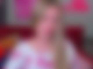 EvelineAmore's Live Sex Cam Show