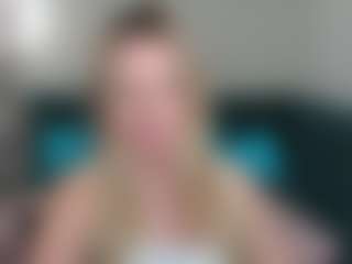 Live cam show with EvelineAmore - Sex on Dolls Live