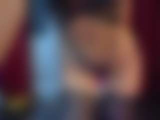 Live cam show with MellisaKim - Athletic Teen (18+) on TeamSkeetLive