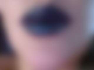 Live cam show with missevoleth2 - Mature on AdultVida.com