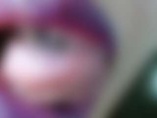 Live cam show with missevoleth2 - Oil on Uber Horny