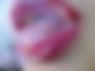 Live cam show with missevoleth2 - Smoking on Camsoda