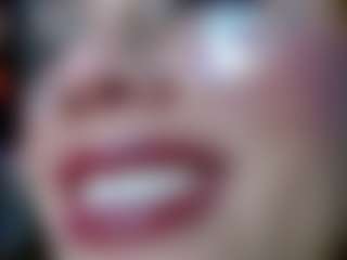 Live cam show with missevoleth2 - Oil on live.xheat.ai
