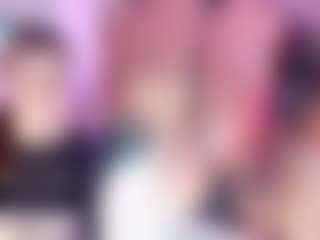 Live cam show with ScarletHill - Flashing on Soda Cam