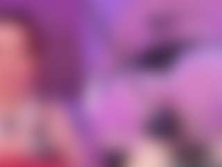 ScarletHill MILF webcam performer live streaming