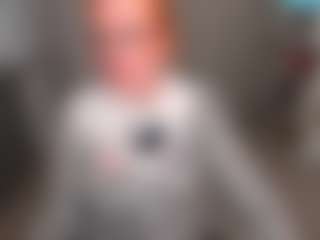 Live cam show with Almaz-Fire-Fox-One - Red Hair Middle Aged on Camsoda