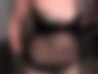 Live cam show with Almaz-Fire-Fox-One - Red Hair Middle Aged on Camsoda